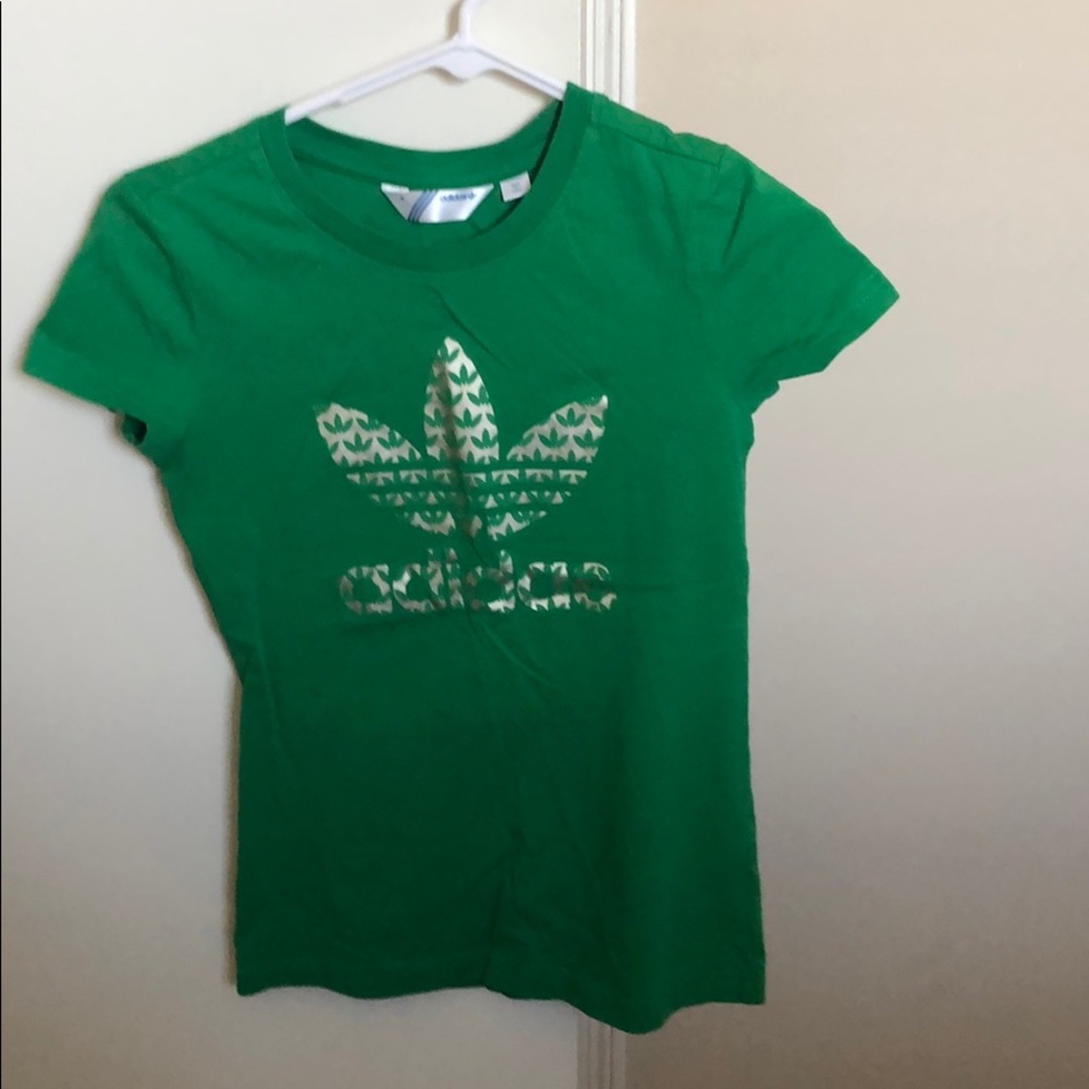 Adidas t-shirt